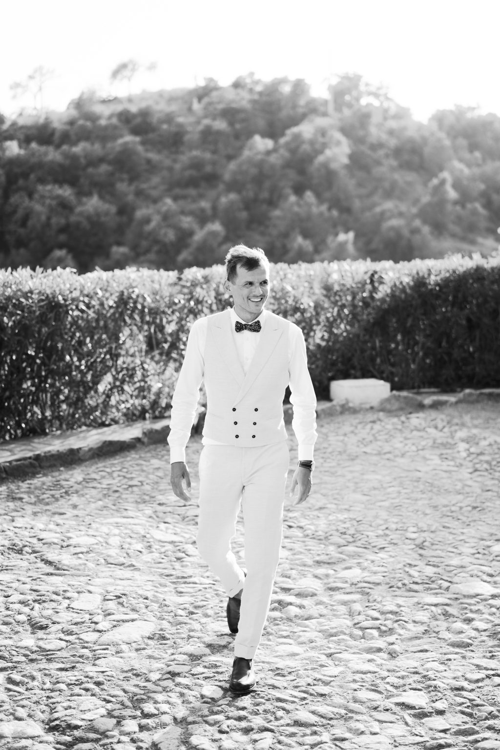 Black and white portrait of the groom, Casa de la Era wedding in Marbella
